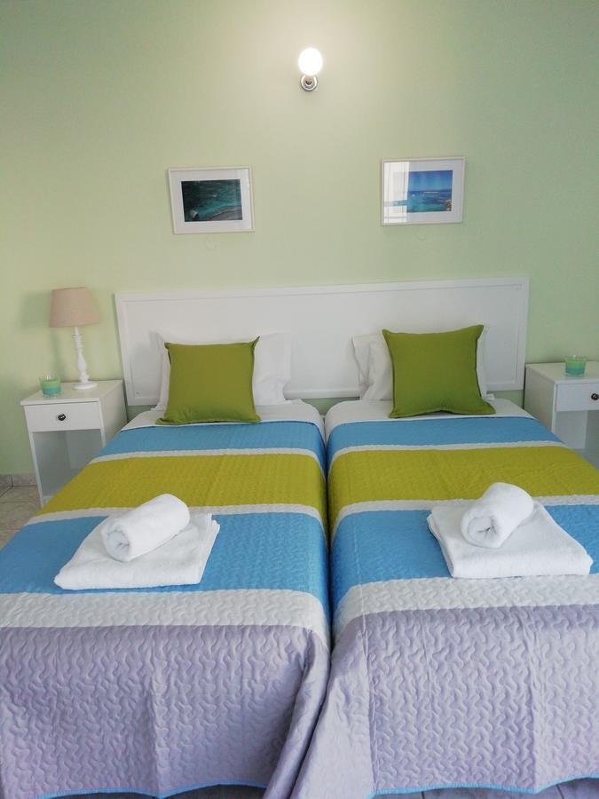Ocean Blue Apartments Paphos Exterior photo